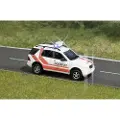 Busch 5631 H0 Udrykningskøretøj model Mercedes Benz MB M-klasse lægebil ()