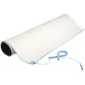 StarTech.com Anti-Static Mat - 25 x 27.5 Electrical Grounding Desk Pad - For Home or Work - Beige (M3013) - Antistatisk skrivebordsmatte - beige