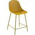 Kave Home Kave HomeBarstol Quinby, sittehøyde 65 cm, 4-pkGulBarstoler & -krakkerFra Homeroom