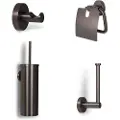 BLUE LABEL Badeværelsestilbehør i gun metal - toiletrulleholder, toiletbørste, håndklædekrog samt reservepapirholder