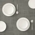 Belum Taupefarget Flekkbestandig Harpiksduk 100x140 Cm