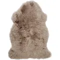 Skinnwille SkinnwilleSaueskinn GentlyBrunFeller & skinntepperFra Homeroom