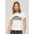Superdry Cali Sticker Fitted Kortarmet T-skjorte