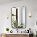 Vevor Veggmontert sminkespeil, 0,15" tykt, 22" x 30" speil med ramme i aluminiumslegering og eksplosjonssikker film, ripebestandig speil med Z-formet brakett, passer til bad/soverom/stue