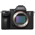 Sony a7 III ILCE-7M3K - Digitalkamera - speilløst - 24.2 MP - Full Frame - 4K / 30 fps FE 28-70 mm OSS-linse - Wi-Fi, NFC, Bluetooth - svart