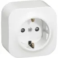 Legrand Forix 16a 2p+e sch sckt w shutt