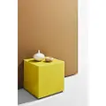 Pastill PastillPop kube i farget glass 35x35 cmGulSmåbordFra Homeroom