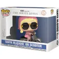Funko POP! Pop! Figur Av The White Lotus-sjefen Som Kjører Tanya Mcquoid På Scooter