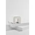 Pastill PastillOdette puff i bouclé 45x41 cmHvitFotskamler & pufferFra Homeroom