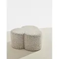 Pastill PastillBodhi puff i bouclé Ø 70 cmBeigeFotskamler & pufferFra Homeroom