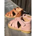 Pom pom Rosa Sandal