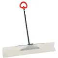 Vevor snøskuffer, 122 cm utendørs snøplogspade med ergonomisk grep, HDPE-plastblad, vinterspadler med segmentert håndtak, metallkantlist, bærbart snøryddingsverktøy for innkjørsel og hage