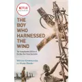 Penguin Random House The Boy Who Harnessed the Wind (Movie Tie-in Edition)