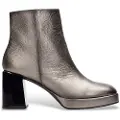Hispanitas for woman. HI243674 Silver patent leather ankle boots (37), 5 to 8 cm, Zip, Casual