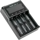 Fenix ARE-A4, Lithium-Ion (Li-Ion), Nikkel-kadmium (NiCd), Nikkelmetallhydrid (NiMH), Over-spenning (volt), Overlading, Revers polaritet, AA, AAA, C