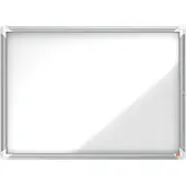 Nobo - Innbygd oppslagstavle - veggmonterbar - 8 x A4 - metall - magnetisk - utendørs - hvit