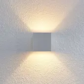 LINDBY Mirza aluminium-vegglampe, kantet, hvit