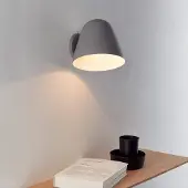 NYTA Tilt Wall Short vegglampe, grå
