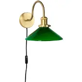 PR Home Axel vegglampe, messingfarget, skjerm i grønt glass