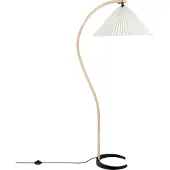 Gubi Timberline gulvlampe, treramme, hvit lerretskjerm