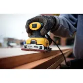 DeWalt 84563 230w Slipemaskin