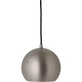 Frandsen pendellampe Ball, nikkelfarget sateng, Ø 18 cm
