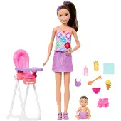 Mattel Barbie Skipper-dukke: barnevaktklubb - med bønne- og matestol (JJB44)