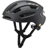 Fizik Kyros Hjelm