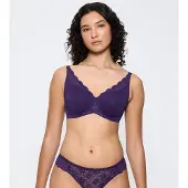Triumph Amourette W01 Bh