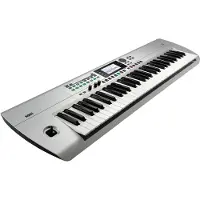 Korg I3 Portable Arranger Workstation Sølv