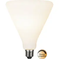 Star Trading DimbarLyspære LED E27 5,6W 2600K