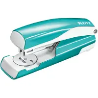 Leitz WOW - Stiftemaskin - 30 ark / 3 mm - 24/6, 26/6 - plast, metall - isblå
