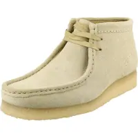 Clarks for man. 26155520 Wallabee beige leather ankle boots (36), 1 to 3 cm, Suede, Laces, Casual