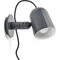 HAY vegglampe Noc Wall, hvit, metall, stikkontakt, E14