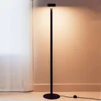 Milan Iluminación Milan Peak Lane LED-gulvlampe svart 130 cm
