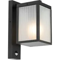 QAZQA Utendørs vegglampe sort med ribbet glass og bevegelsessensor - Charlois