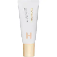 Hourglass Veil Hydrating Skin Tint 1