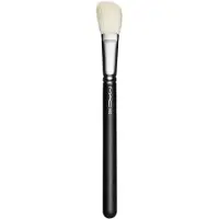 MAC 168 Synthetic Large Angled Contour Brush