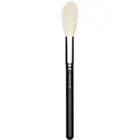 MAC 137 Synthetic Long Blending Brush