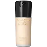 MAC Studio Radiance Serum Powered Foundation NC11,5