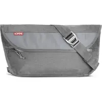 Chrome Simple Messenger Bag 12l
