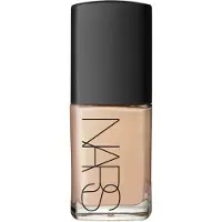 Nars Sheer Glow Foundation Fiji