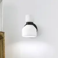 SFORZIN Vegglampe Fifty, svart, opalhvit glass, justerbar