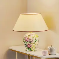 MENZEL Blomsterinspirert bordlampe Living