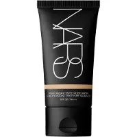 Nars Pure Radiant Tinted Moisturizer Mykonos