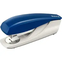 Leitz 5500 - Stiftemaskin - 30 ark / 3 mm - 24/6-26/6 - plast, metall - blå