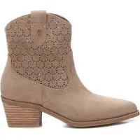 Xti for woman. 14388503-TAUPE Leather ankle boots 143885 taupe (35), 5 to 8 cm, Zip, Casual