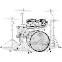 DW Drums Design Series 4pc Acrylic 22 Shell Pack