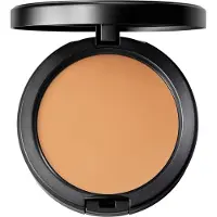 MAC Studio Fix Plus Powder Foundation NC40