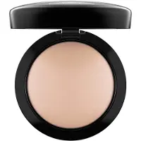MAC Mineralize Skinfinish/ Natural Medium